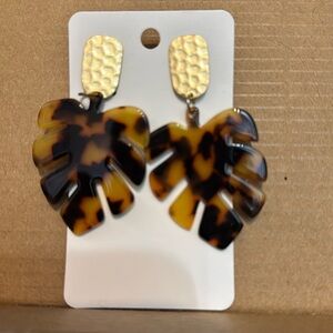 Tortoise shell monstera acrylic earrings